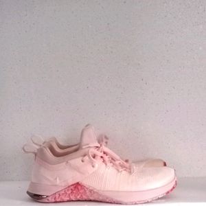 SOLD Nike Metcon training Shoes Sneakers